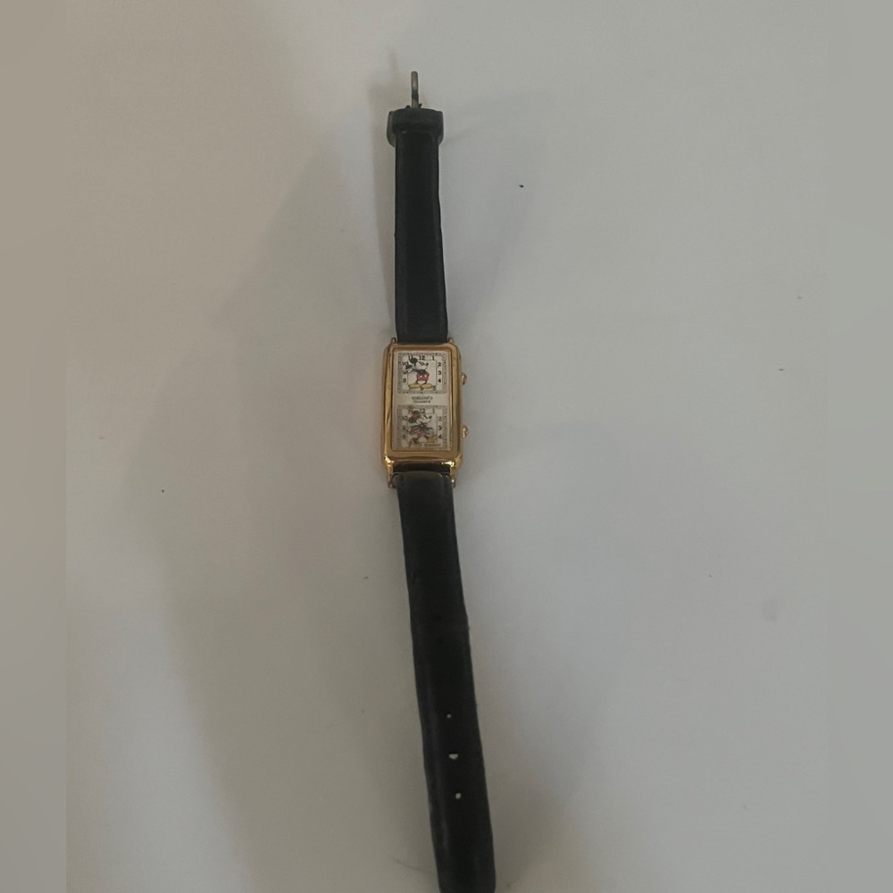 Rare Seiko Disney Mickey and Minnie Mouse Double Dial Dual Face Quartz Watch - Picture 2 of 5